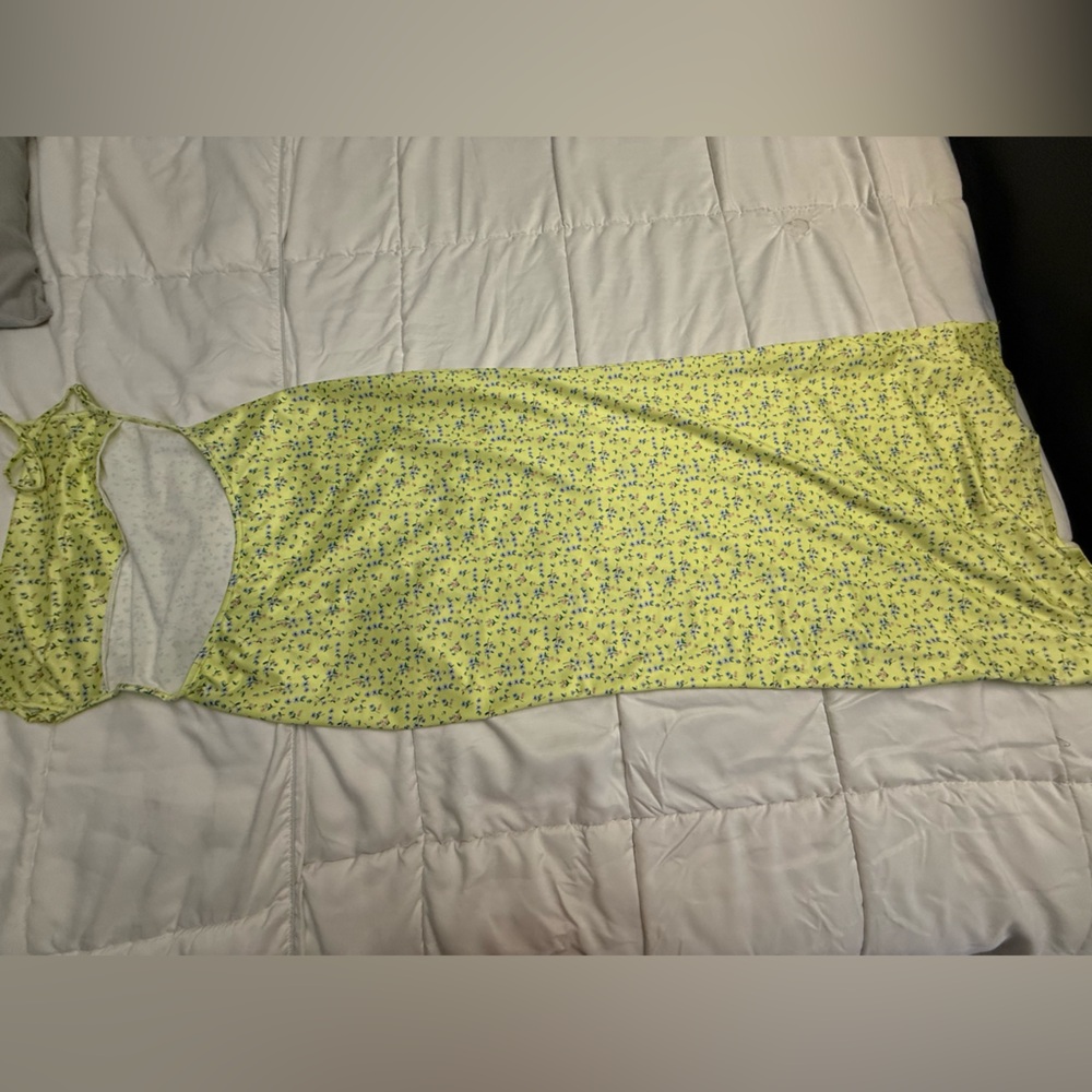 Chic Yellow Floral Maxi Dress
